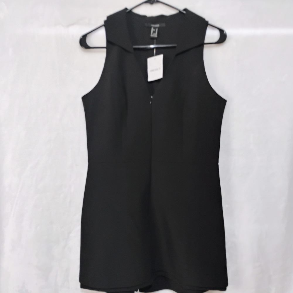 Forever 21 Womens Med Black Sleeveless Collared V Neck Romper Skort Tennis NWT Z